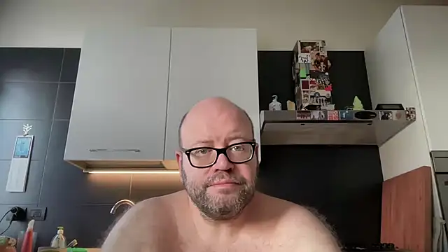 theitalianbear online show from July 8, 2026, 5:01 am