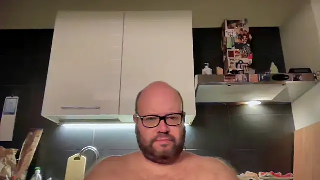 theitalianbear online show from July 16, 2026, 1:33 am