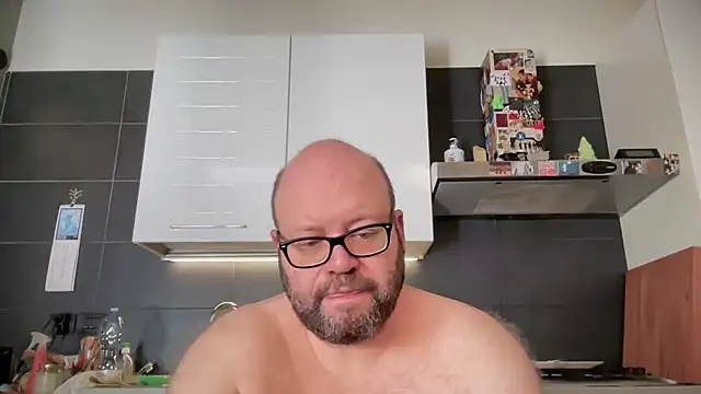 theitalianbear online show from July 17, 2026, 7:37 am