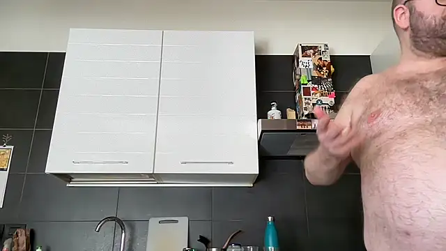 theitalianbear online show from August 3, 2026, 6:56 am