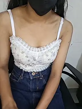 MISS-JIYA- online show from July 28, 2026, 3:24 am