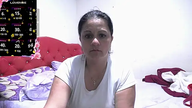 sexy jhoan88 online show from April 26, 2026, 10:40 pm