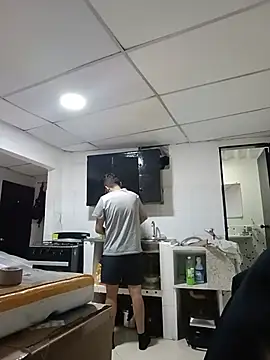 Snapshot of WildMatthew chatting on July 28, 2026, 11:37 pm WildMatthew online show from July 28, 2026, 11:37 pm