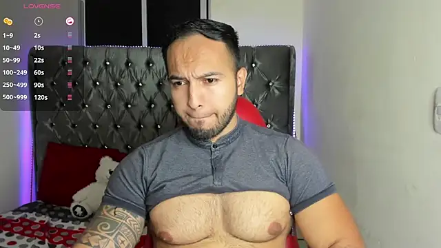Snapshot of mrloganfuck1 chatting on June 29, 2026, 6:19 am mrloganfuck1 online show from June 29, 2026, 6:19 am