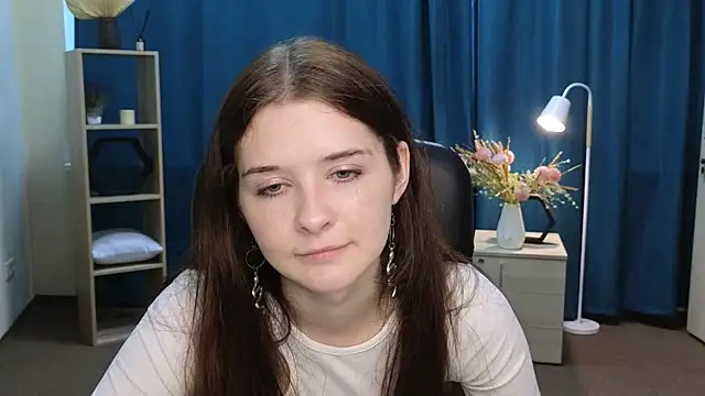 Snapshot of KatelynnGilson chatting on August 1, 2026, 4:01 am KatelynnGilson online show from August 1, 2026, 4:01 am