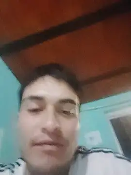 Snapshot of Kamiyessi chatting on July 31, 2026, 2:33 am Kamiyessi online show from July 31, 2026, 2:33 am