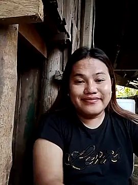 Snapshot of Andrea0414 chatting on March 17, 2025, 10:28 pm Andrea0414 online show from March 17, 2025, 10:28 pm
