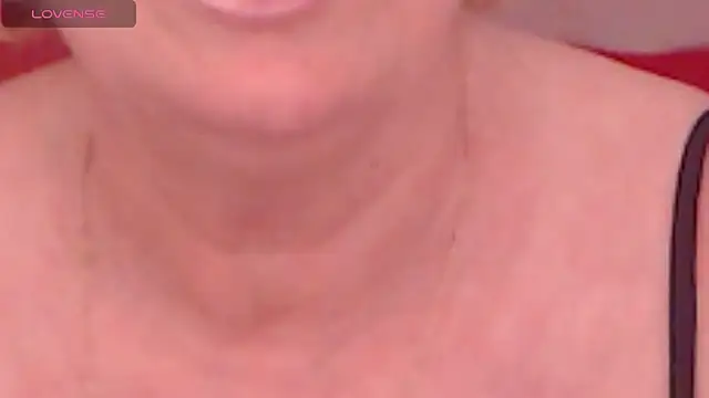 Snapshot of LadyAlana chatting on August 5, 2026, 10:23 pm LadyAlana online show from August 5, 2026, 10:23 pm