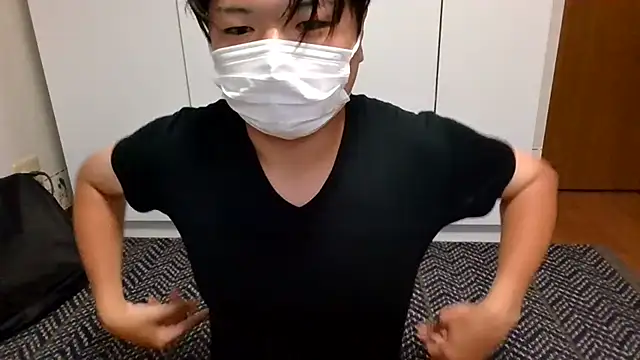 Snapshot of naoto_22 chatting on August 3, 2026, 12:32 pm naoto 22 online show from August 3, 2026, 12:32 pm