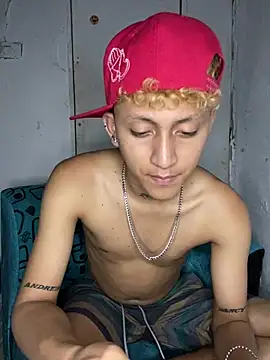 Luis 001 model online show from August 8, 2026, 6:59 am