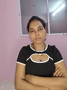 Snapshot of Luna101xxx chatting on August 4, 2026, 11:40 pm Luna101xxx online show from August 4, 2026, 11:40 pm