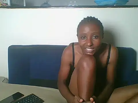 Petitesecret online show from August 3, 2026, 10:24 pm