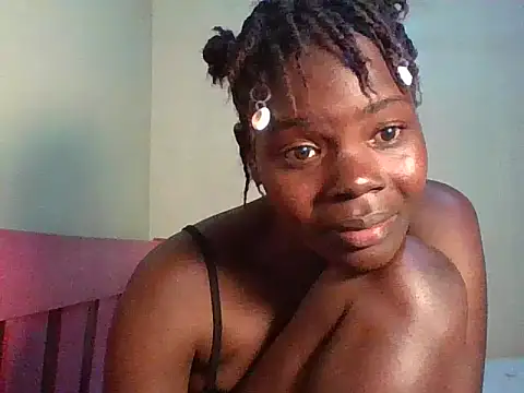 Snapshot of sweet_chocoh chatting on August 4, 2026, 12:41 pm sweet chocoh online show from August 4, 2026, 12:41 pm