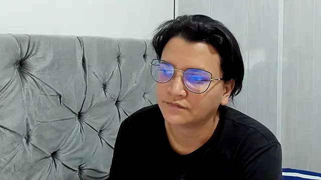 MARILYN GARCIA online show from January 28, 2025, 9:40 pm