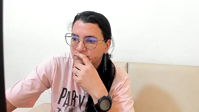 MARILYN GARCIA online show from January 8, 2026, 5:15 pm