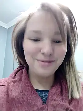 Tinybabeplays online show from August 6, 2026, 2:08 pm
