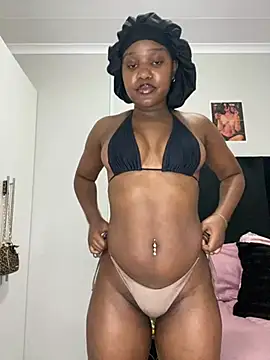 Horny Midnight Tease online show from August 5, 2026, 7:28 pm