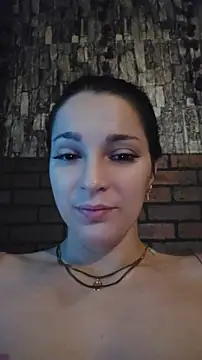 Mirabel Love online show from August 7, 2026, 3:52 am