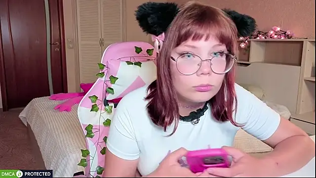 Snapshot of amelia_grant_11 chatting on August 7, 2026, 8:49 am amelia grant 11 online show from August 7, 2026, 8:49 am