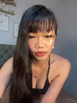 StarLovee online show from August 9, 2026, 10:53 am