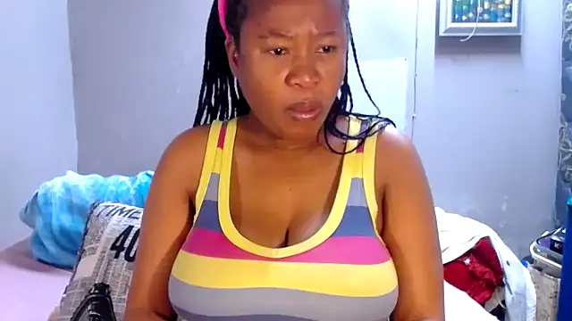 Snapshot of BigAreola26 chatting on September 30, 2025, 3:33 am BigAreola26 online show from September 30, 2025, 3:33 am