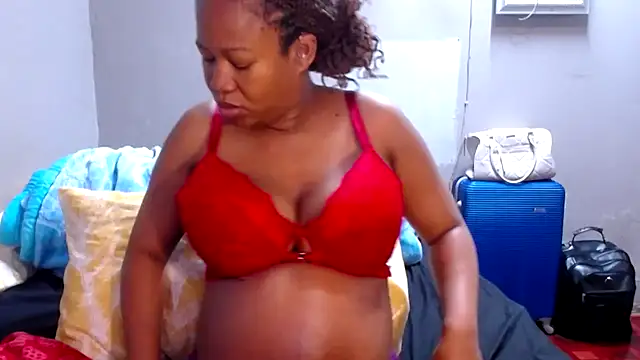 Snapshot of BigAreola26 chatting on November 11, 2025, 4:56 am BigAreola26 online show from November 11, 2025, 4:56 am