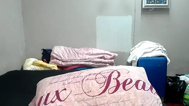 Snapshot of BigAreola26 chatting on March 5, 2026, 5:47 am BigAreola26 online show from March 5, 2026, 5:47 am