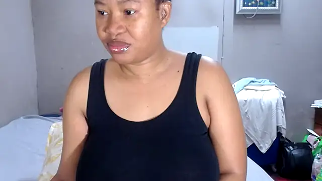 Snapshot of BigAreola26 chatting on May 11, 2026, 5:02 am BigAreola26 online show from May 11, 2026, 5:02 am