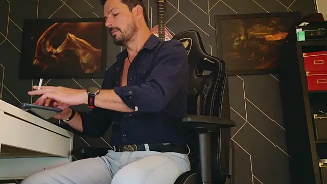 ChrisKox online show from March 20, 2025, 3:45 am