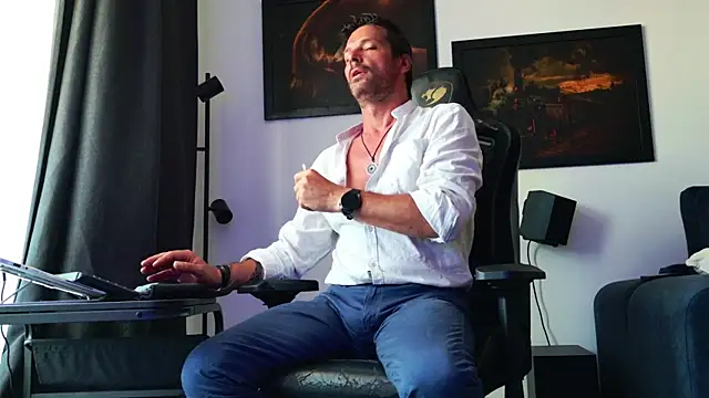 ChrisKox online show from July 6, 2026, 4:09 pm