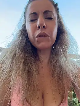 Snapshot of sexylenia chatting on June 12, 2026, 4:17 pm sexylenia online show from June 12, 2026, 4:17 pm
