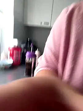 Snapshot of BootyLola chatting on October 5, 2025, 8:45 am BootyLola online show from October 5, 2025, 8:45 am