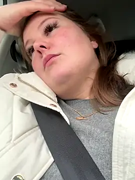 Snapshot of BootyLola chatting on November 28, 2025, 8:39 am BootyLola online show from November 28, 2025, 8:39 am