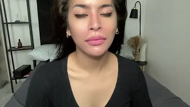 Snapshot of your_bianca69 chatting on July 8, 2026, 12:15 am your bianca69 online show from July 8, 2026, 12:15 am