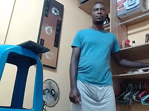 Snapshot of kurtbigcock chatting on September 23, 2025, 1:03 pm kurtbigcock online show from September 23, 2025, 1:03 pm