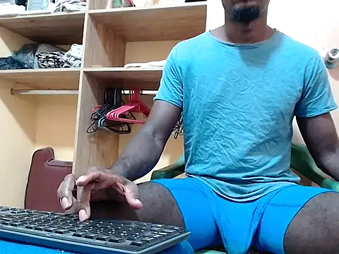 kurtbigcock online show from April 24, 2026, 5:37 pm