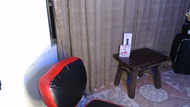 Snapshot of kattydirtylol chatting on October 26, 2025, 1:11 am kattydirtylol online show from October 26, 2025, 1:11 am