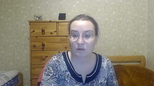 Snapshot of Smart_Rose chatting on February 6, 2025, 2:15 pm Smart Rose online show from February 6, 2025, 2:15 pm