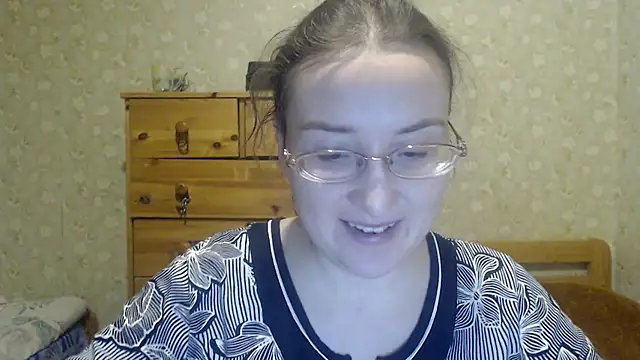 Snapshot of Smart_Rose chatting on February 13, 2025, 3:56 pm Smart Rose online show from February 13, 2025, 3:56 pm