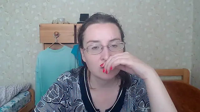 Snapshot of Smart_Rose chatting on March 4, 2025, 11:40 am Smart Rose online show from March 4, 2025, 11:40 am