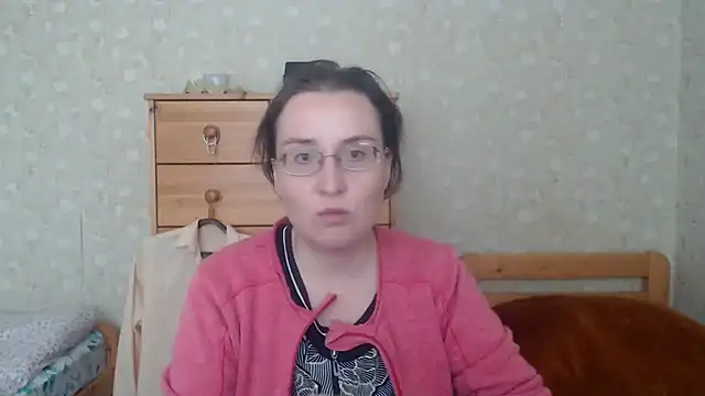 Snapshot of Smart_Rose chatting on March 6, 2025, 11:36 am Smart Rose online show from March 6, 2025, 11:36 am