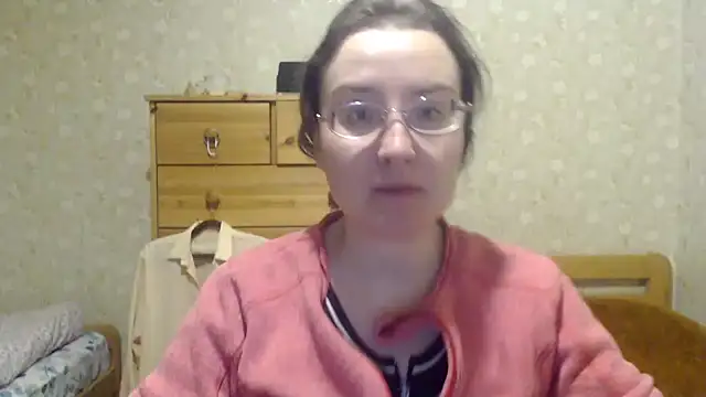 Snapshot of Smart_Rose chatting on March 6, 2025, 6:48 pm Smart Rose online show from March 6, 2025, 6:48 pm