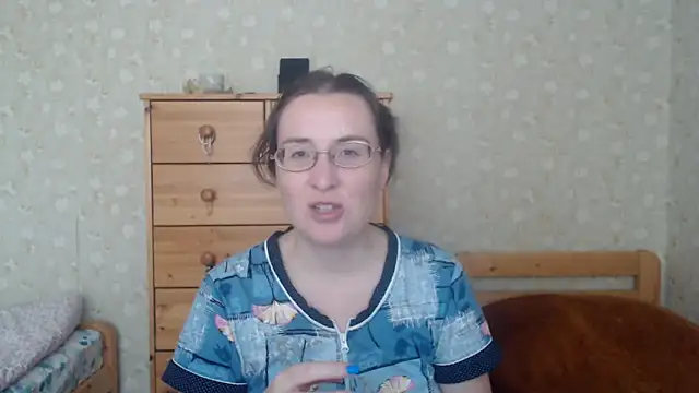 Snapshot of Smart_Rose chatting on March 10, 2025, 1:43 pm Smart Rose online show from March 10, 2025, 1:43 pm