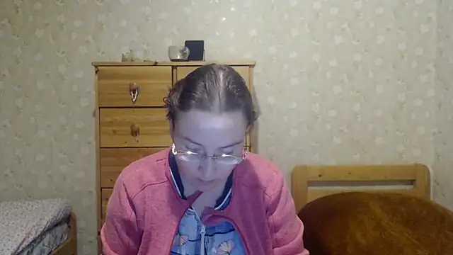 Snapshot of Smart_Rose chatting on March 13, 2025, 7:06 pm Smart Rose online show from March 13, 2025, 7:06 pm