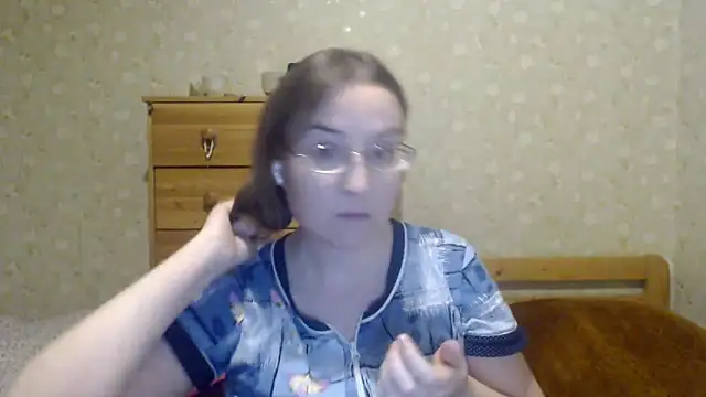 Snapshot of Smart_Rose chatting on March 13, 2025, 10:10 pm Smart Rose online show from March 13, 2025, 10:10 pm