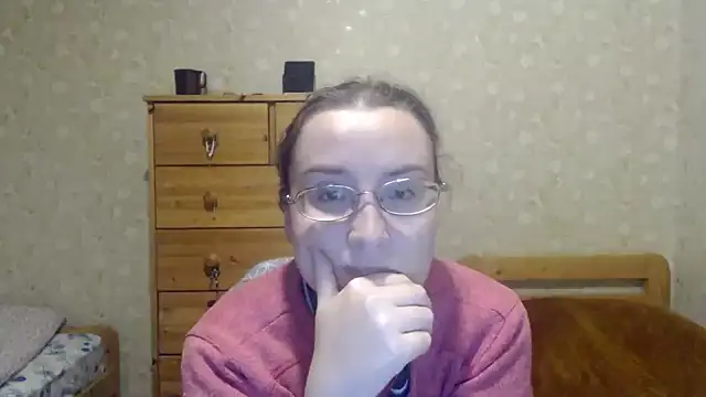 Snapshot of Smart_Rose chatting on March 14, 2025, 6:07 pm Smart Rose online show from March 14, 2025, 6:07 pm