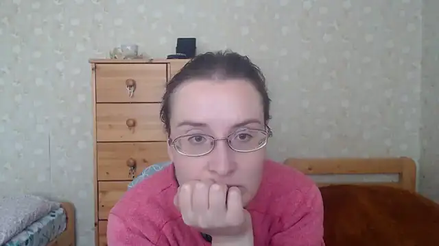 Snapshot of Smart_Rose chatting on March 15, 2025, 12:24 pm Smart Rose online show from March 15, 2025, 12:24 pm