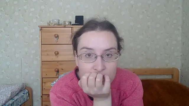 Snapshot of Smart_Rose chatting on March 16, 2025, 12:44 pm Smart Rose online show from March 16, 2025, 12:44 pm