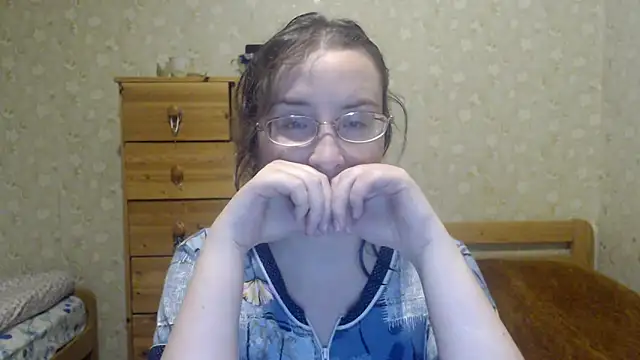 Snapshot of Smart_Rose chatting on March 17, 2025, 11:54 pm Smart Rose online show from March 17, 2025, 11:54 pm