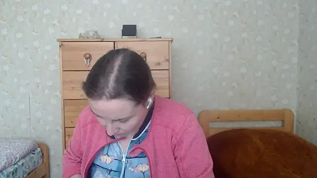 Snapshot of Smart_Rose chatting on March 18, 2025, 1:31 pm Smart Rose online show from March 18, 2025, 1:31 pm